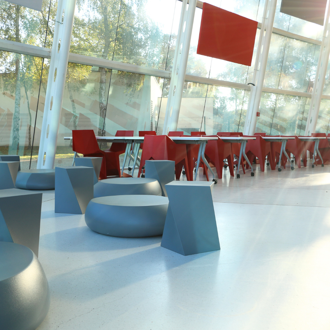 Aménagement design et fonctionnel du hall d’une entreprise